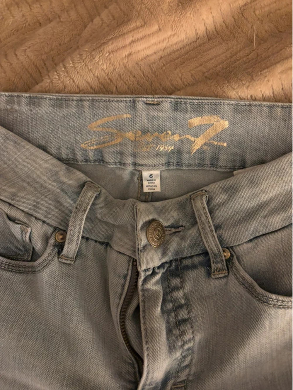 Jeans - Picture 3 of 3